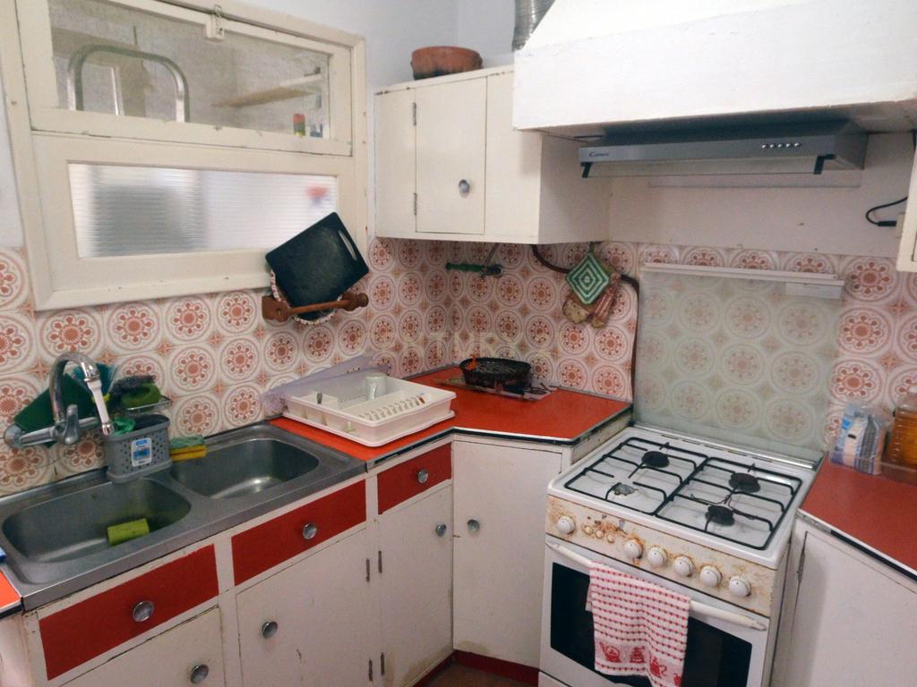 Casa na Rua Coronel Chaves em Ponta Delgada - Image 6
