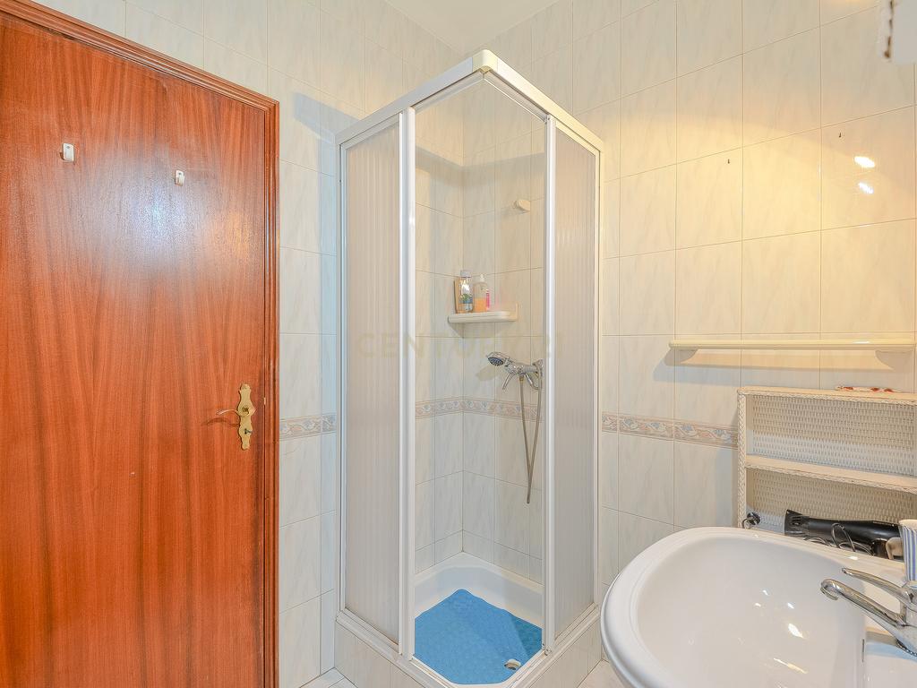 Apartamento T2 em localização Privilegiada em Santa Eulália , Albufeira - Image 33