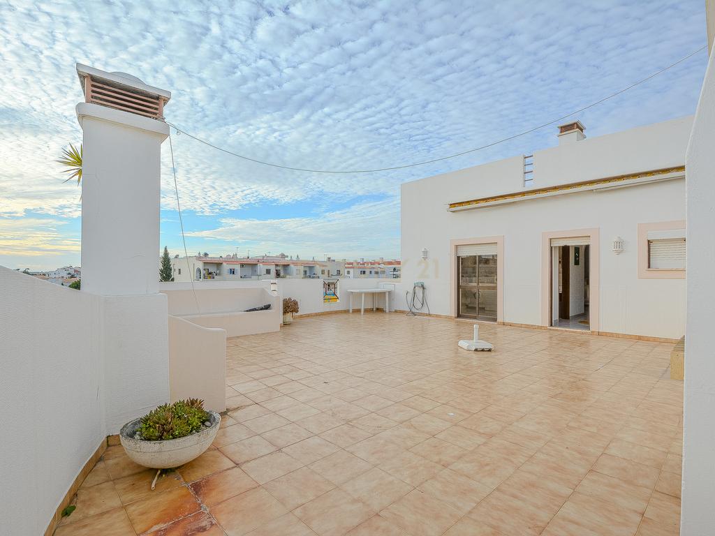 Apartamento T2 em localização Privilegiada em Santa Eulália , Albufeira - Image 39