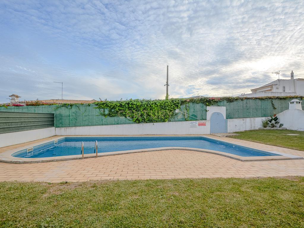 Apartamento T2 em localização Privilegiada em Santa Eulália , Albufeira - Image 45