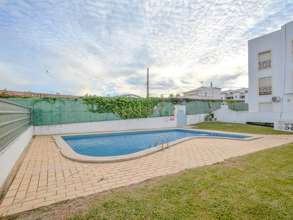 Apartamento T2 em localização Privilegiada em Santa Eulália , Albufeira - Image 47