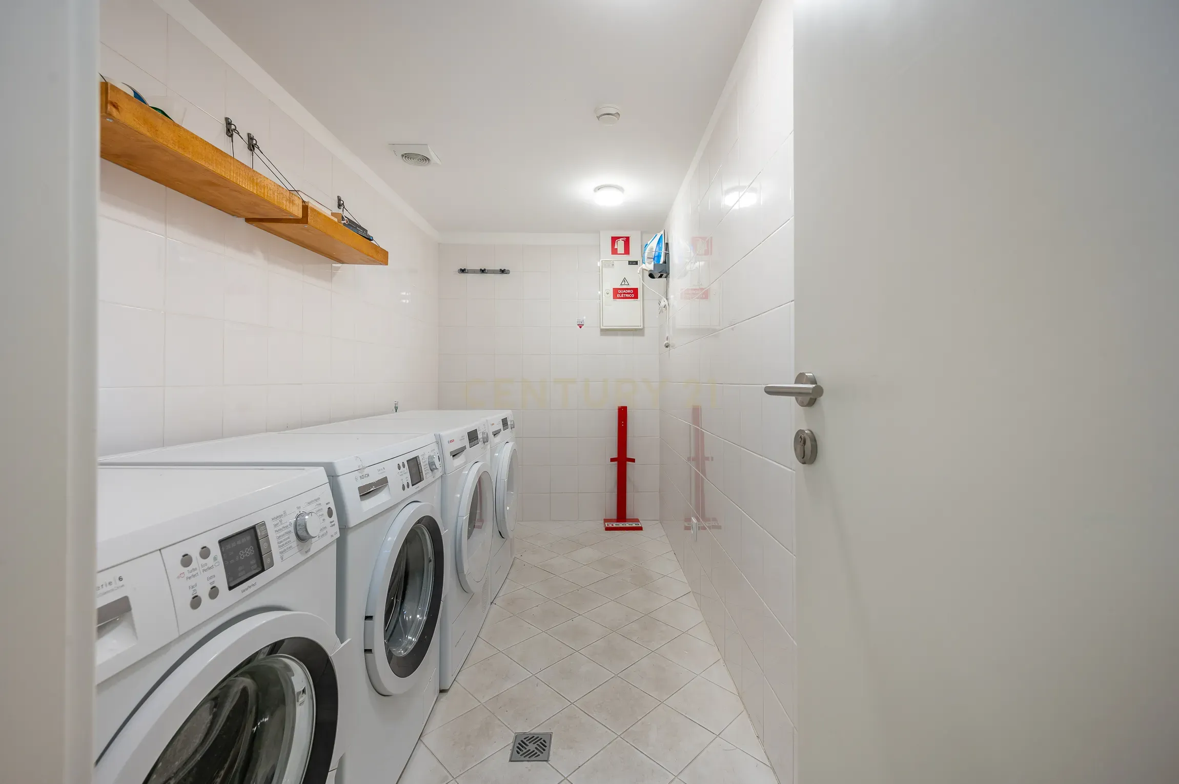 T1 em São Bento com logradouro exclusivo - Image 16