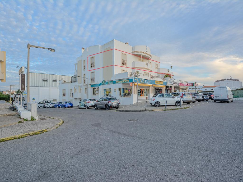 Apartamento T2 em localização Privilegiada em Santa Eulália , Albufeira - Image 56