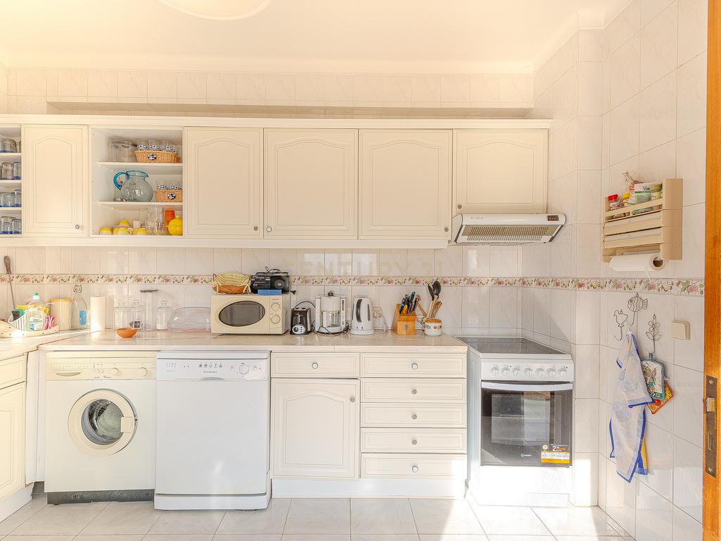 Apartamento T2 em localização Privilegiada em Santa Eulália , Albufeira - Image 36
