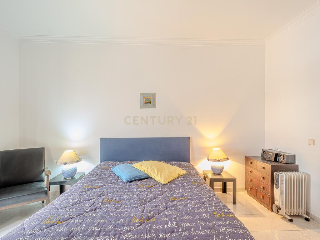 Apartamento T2 em localização Privilegiada em Santa Eulália , Albufeira - Image 16
