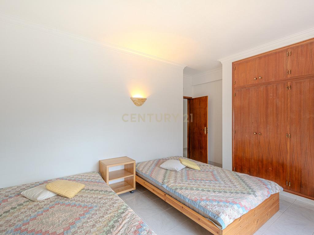 Apartamento T2 em localização Privilegiada em Santa Eulália , Albufeira - Image 32