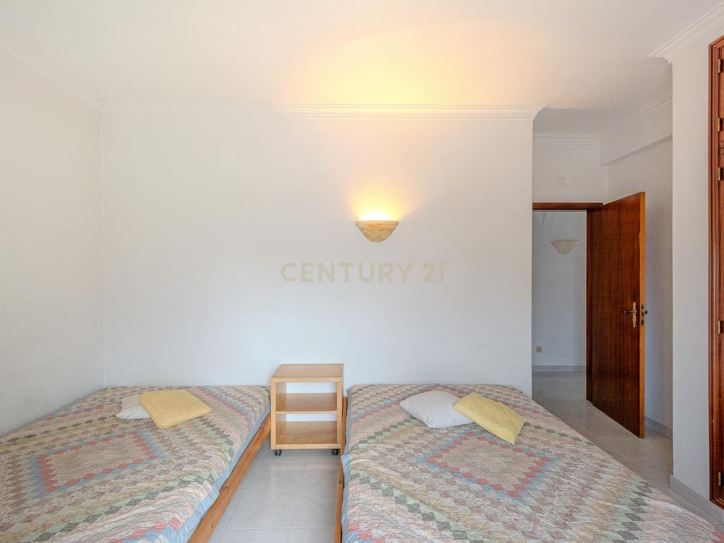 Apartamento T2 em localização Privilegiada em Santa Eulália , Albufeira - Image 28