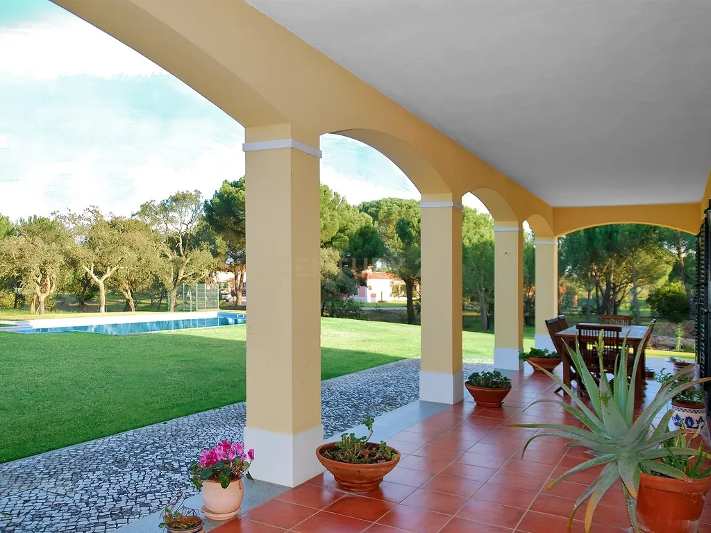 MORADIA TÉRREA | 4 QUARTOS | PISCINA | 20.000 m2 TERRENO | SANTO ESTEVÃO - Image 13