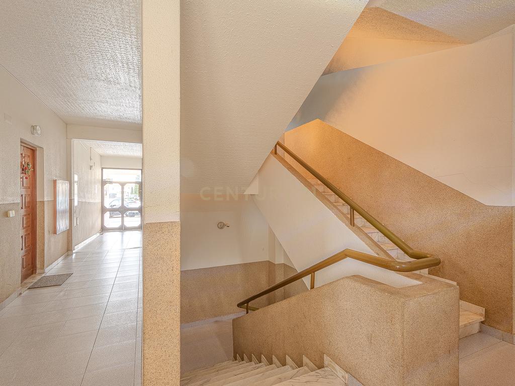 Apartamento T2 em localização Privilegiada em Santa Eulália , Albufeira - Image 54