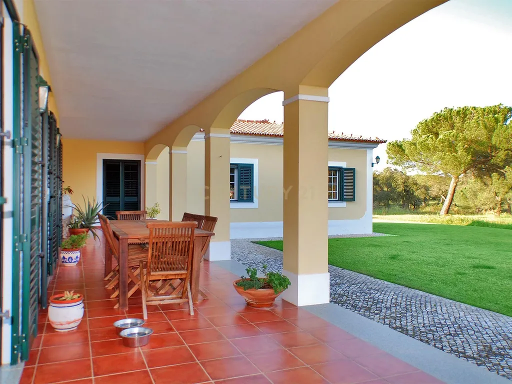 MORADIA TÉRREA | 4 QUARTOS | PISCINA | 20.000 m2 TERRENO | SANTO ESTEVÃO - Image 15