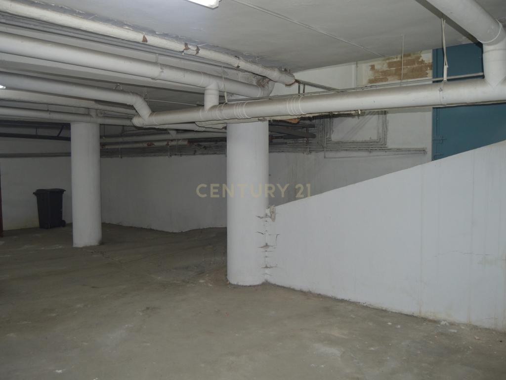 undefined - Image 6
