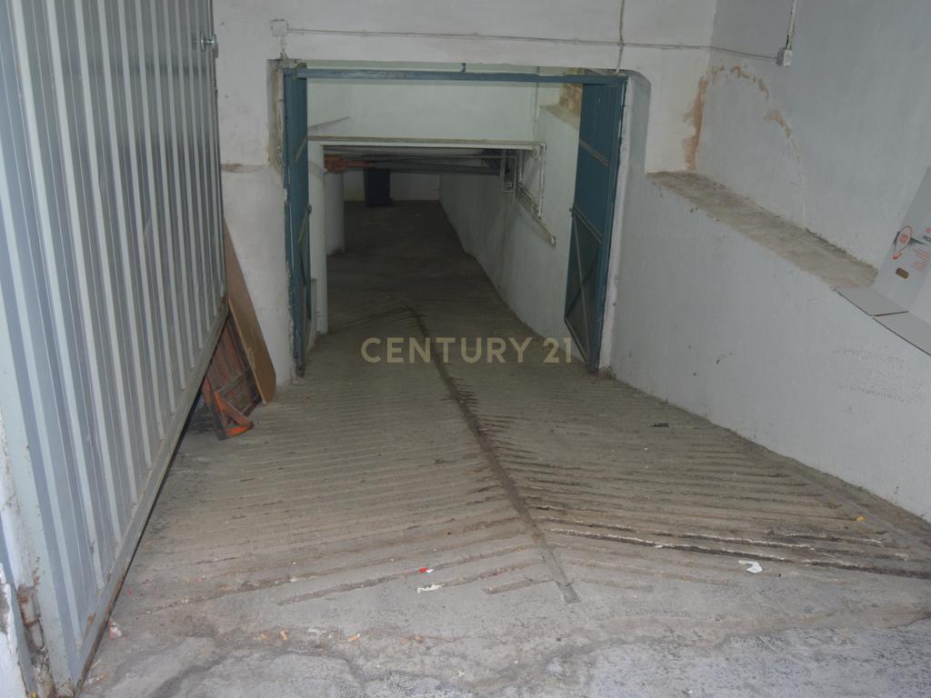 undefined - Image 9