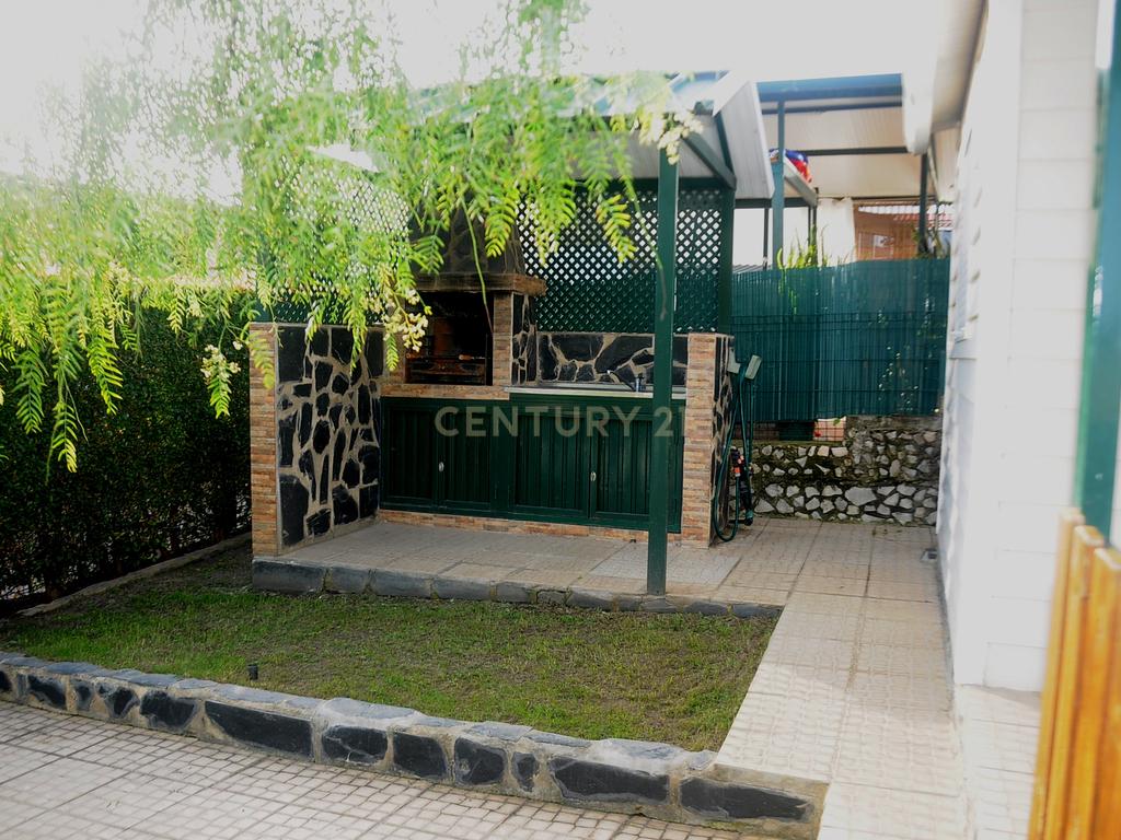 Moradia Residencial T2 + 1, com jardim e churrasqueira área bruta 120 m no (Parque Verde)  Pinhal do General/Fernão Ferro - Image 6