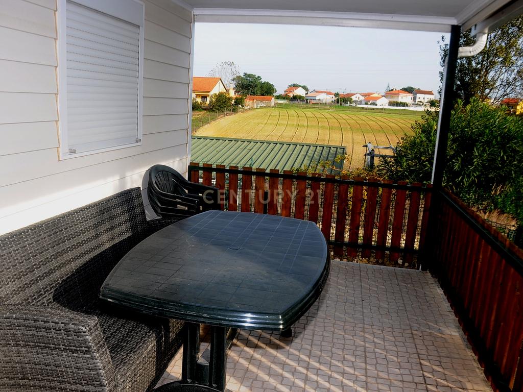 Moradia Residencial T2 + 1, com jardim e churrasqueira área bruta 120 m no (Parque Verde)  Pinhal do General/Fernão Ferro - Image 14