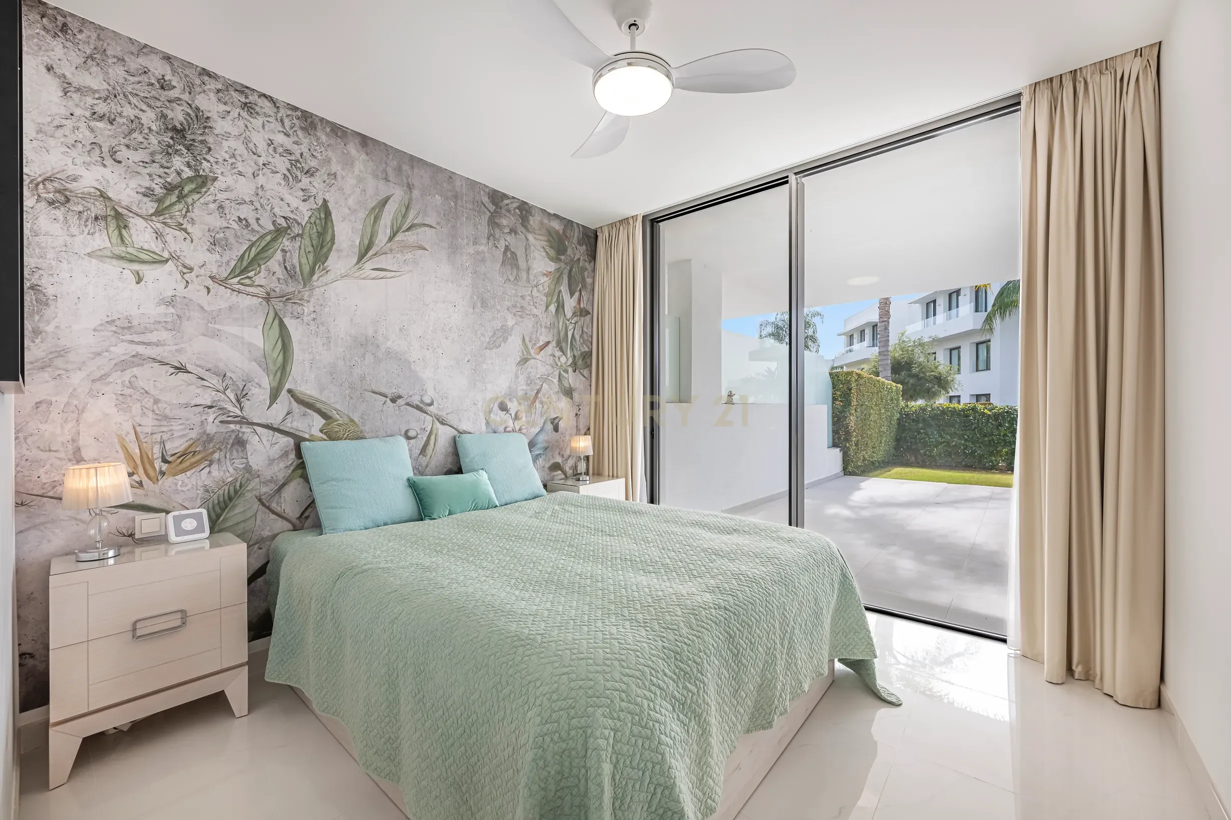 APARTAMENTO DE LUXO NO URB. CATALEYA, ATALAYA-ESTEPONA - Image 14