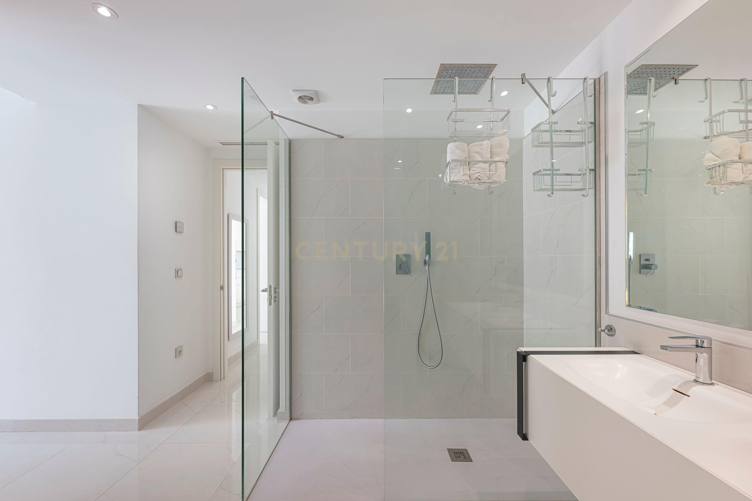 APARTAMENTO DE LUXO NO URB. CATALEYA, ATALAYA-ESTEPONA - Image 17