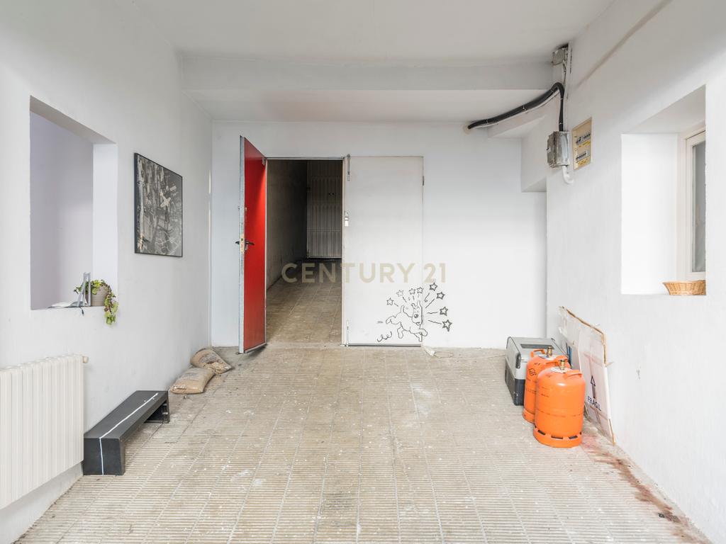  - Image 43