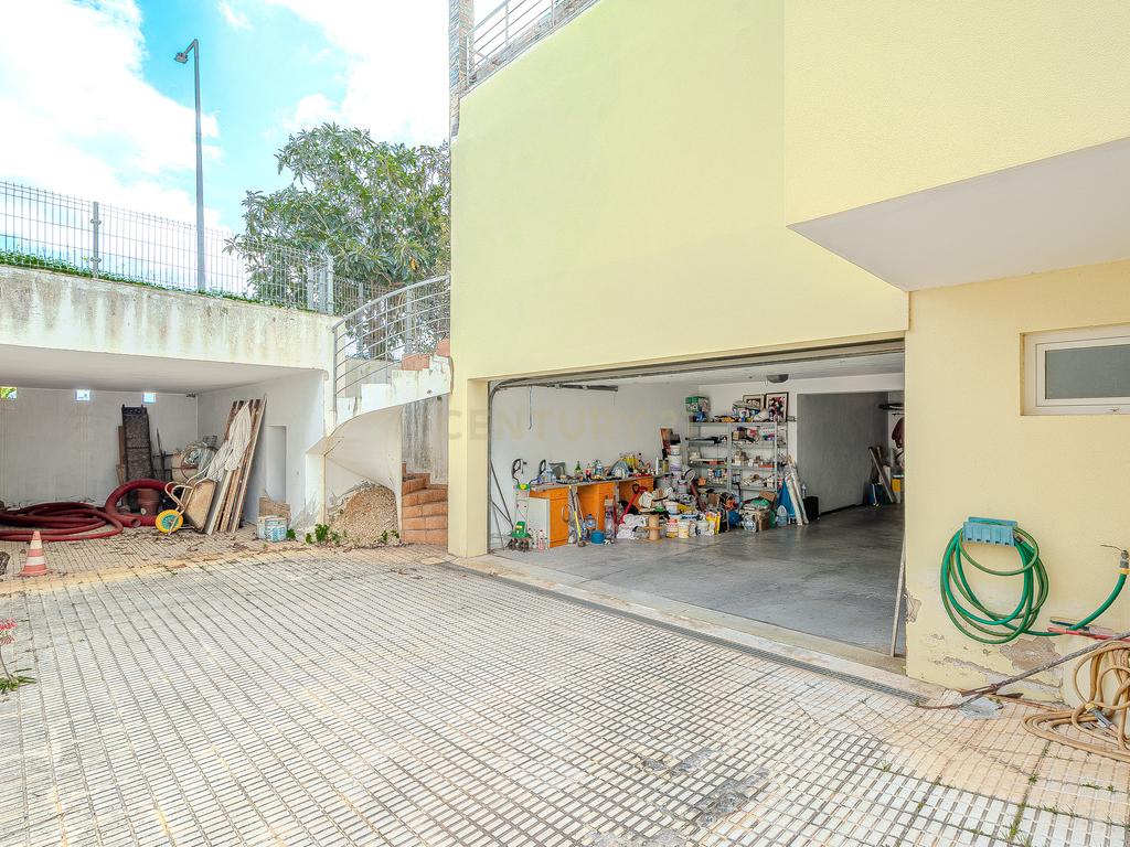 Moradia isolada com vista Mar - Portimão - Image 37