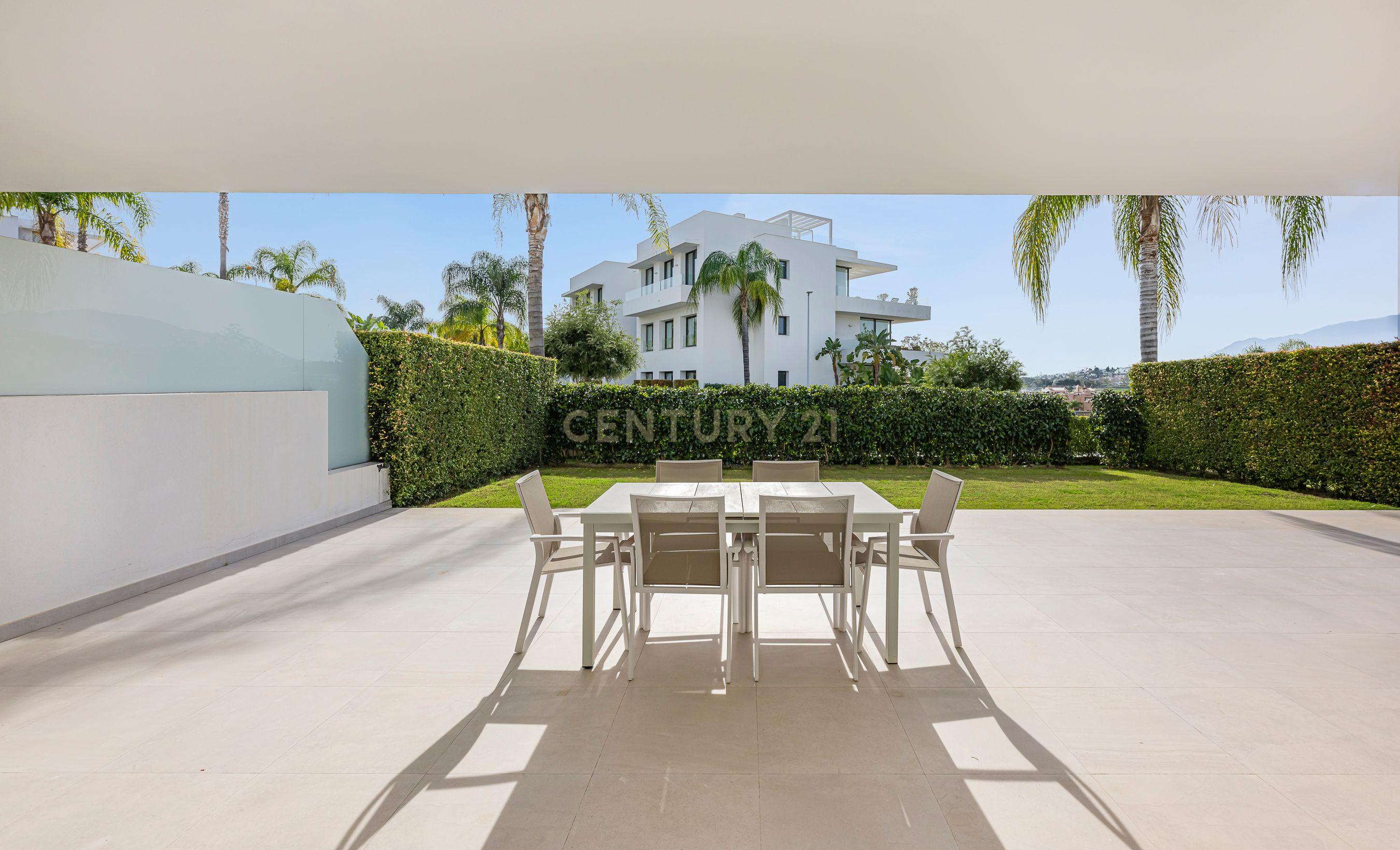 APARTAMENTO DE LUXO NO URB. CATALEYA, ATALAYA-ESTEPONA - Image 9