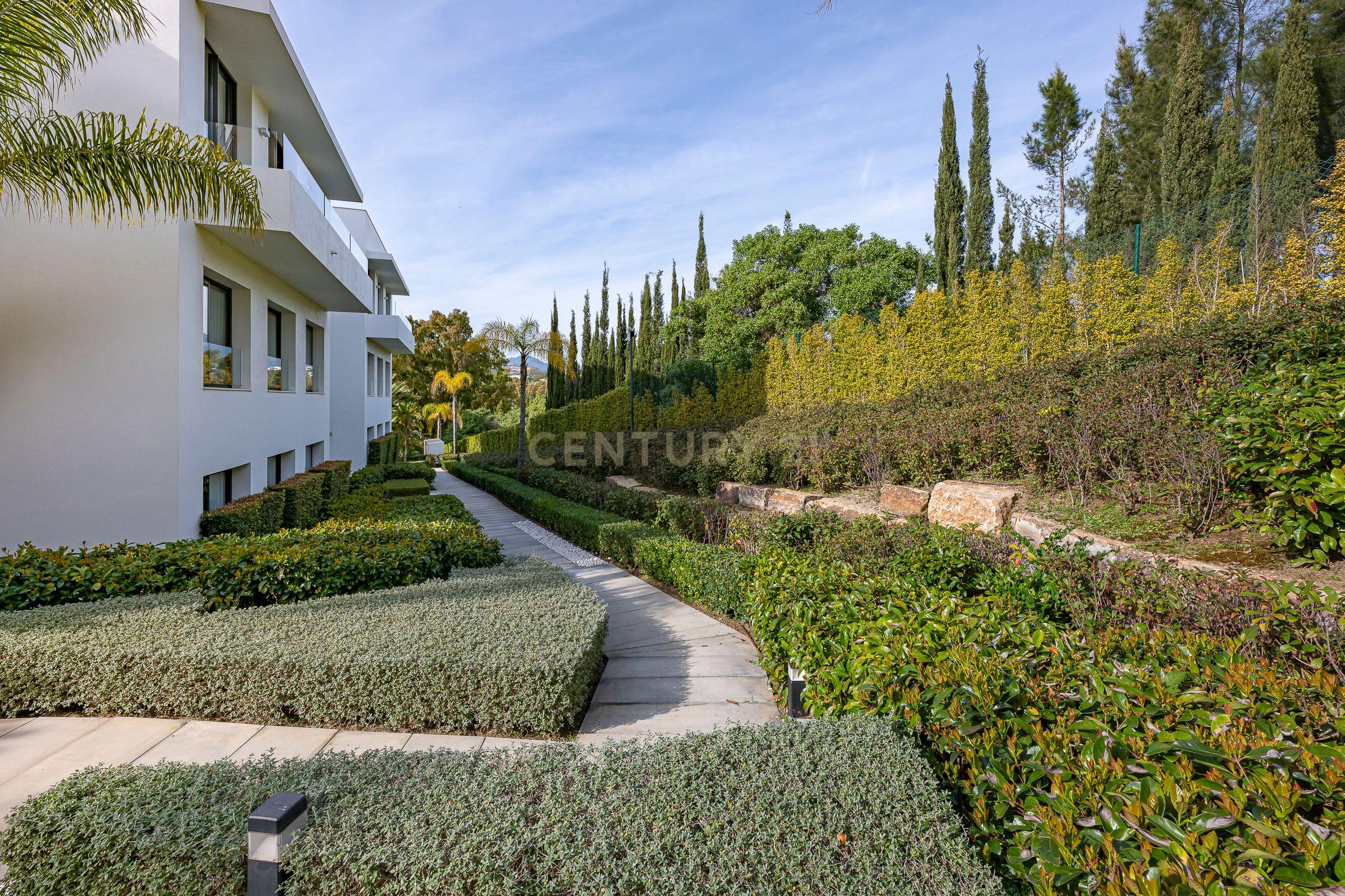 APARTAMENTO DE LUXO NO URB. CATALEYA, ATALAYA-ESTEPONA - Image 42
