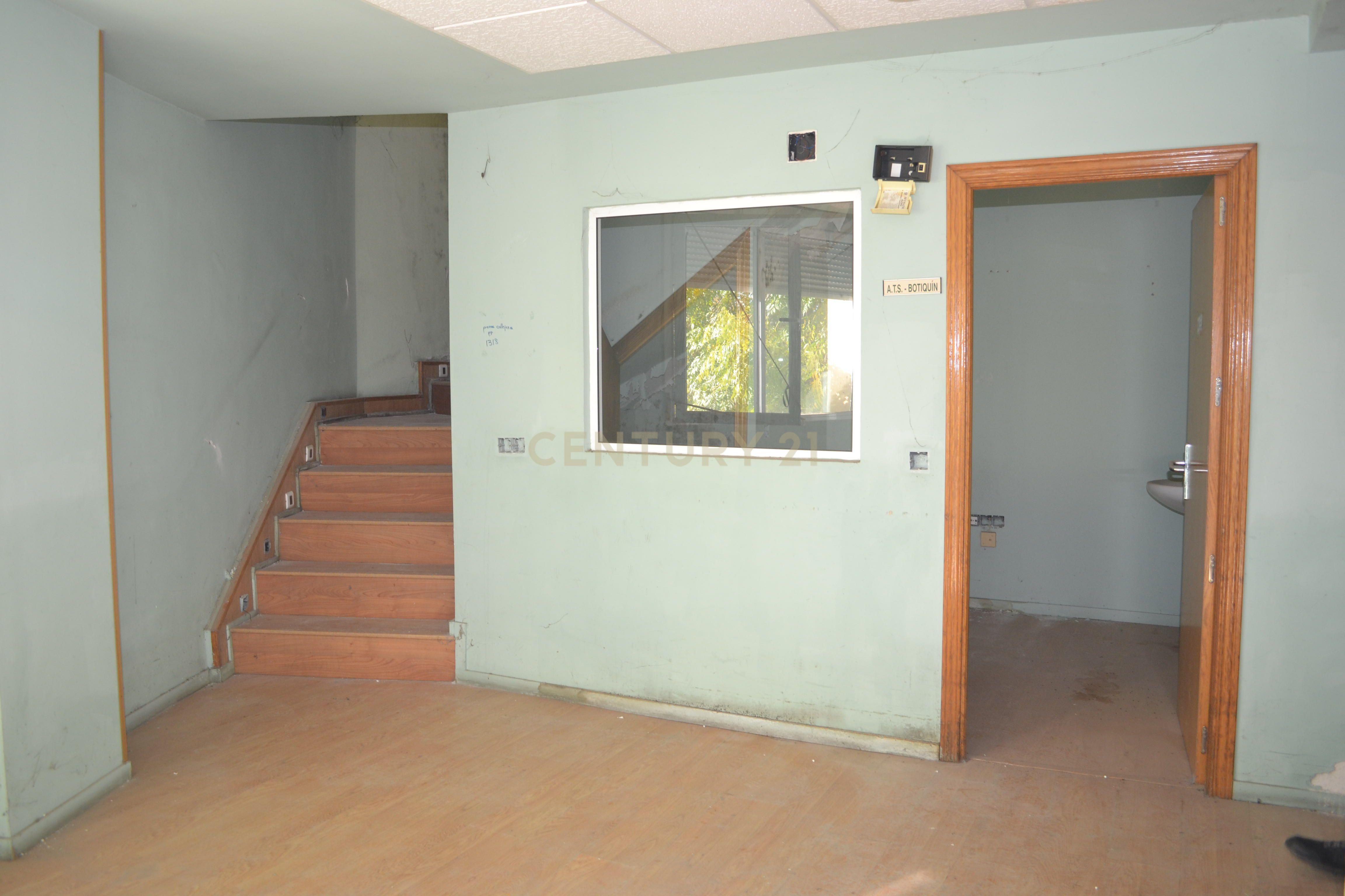 undefined - Image 6