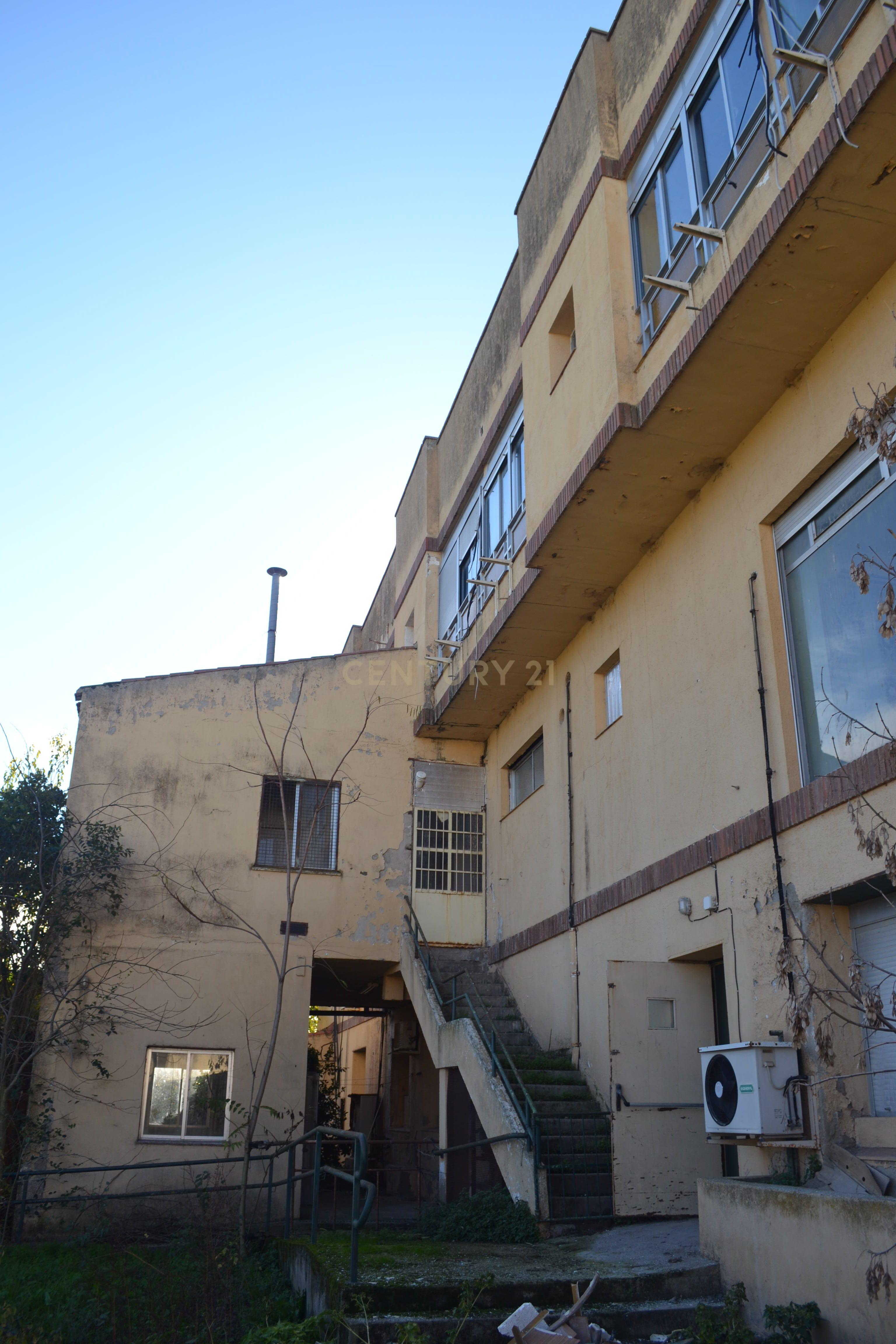 undefined - Image 40
