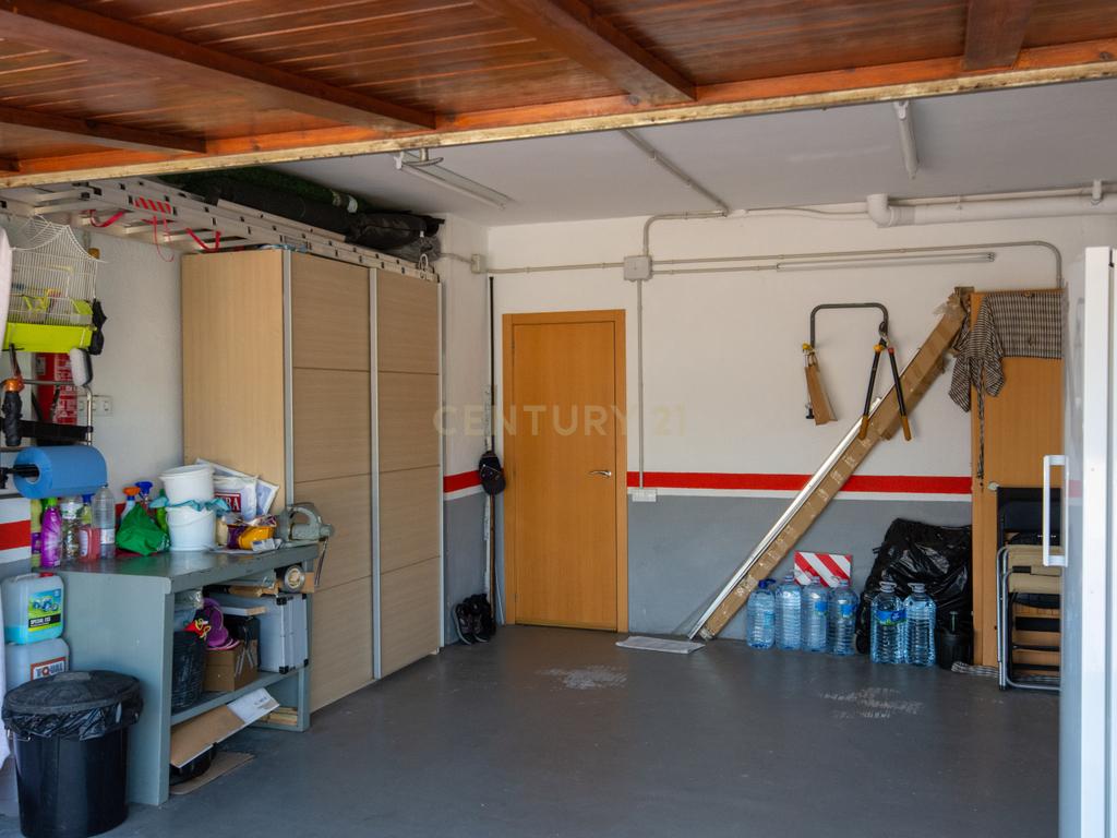 undefined - Image 33