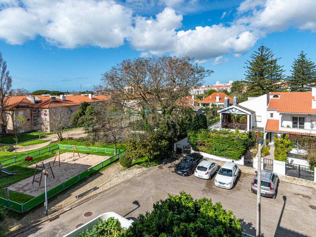Moradia T3 em São Pedro do Estoril - Mobilado ou Não. - Image 26