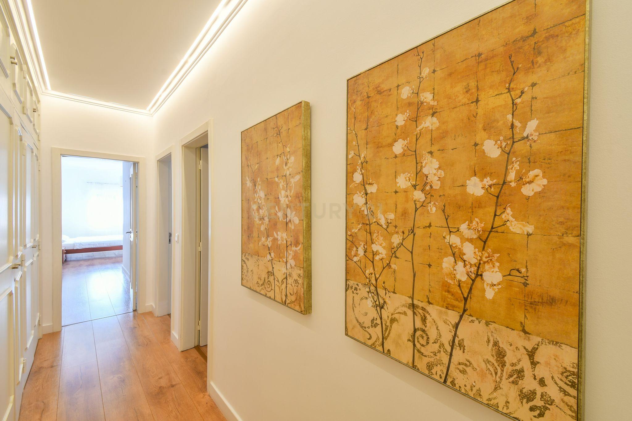 Apartamento T3+1 duplex com terraço no coração de Cascais - Image 34