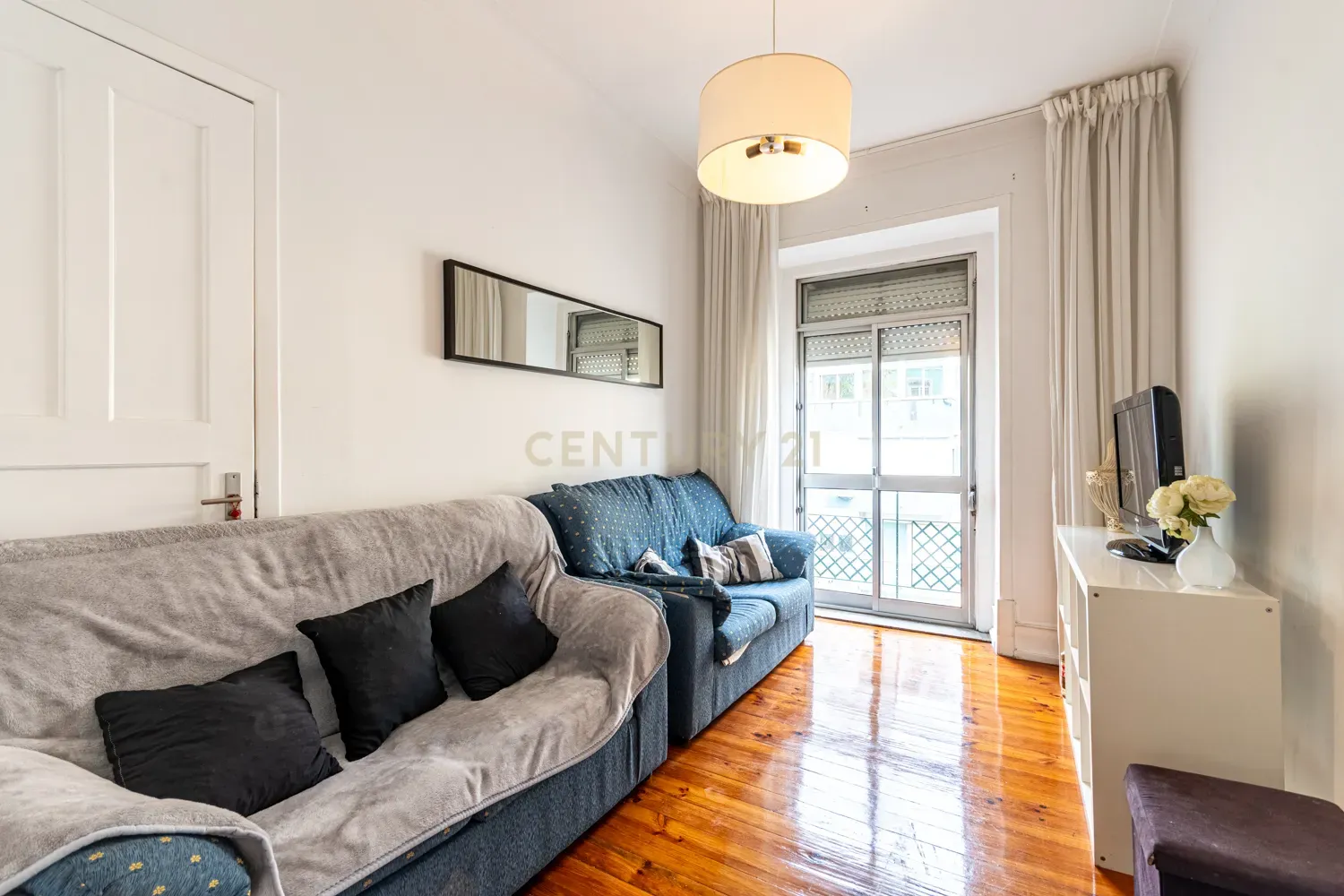 APARTAMENTO T3+1 PENHA DE FRANÇA - Image 3