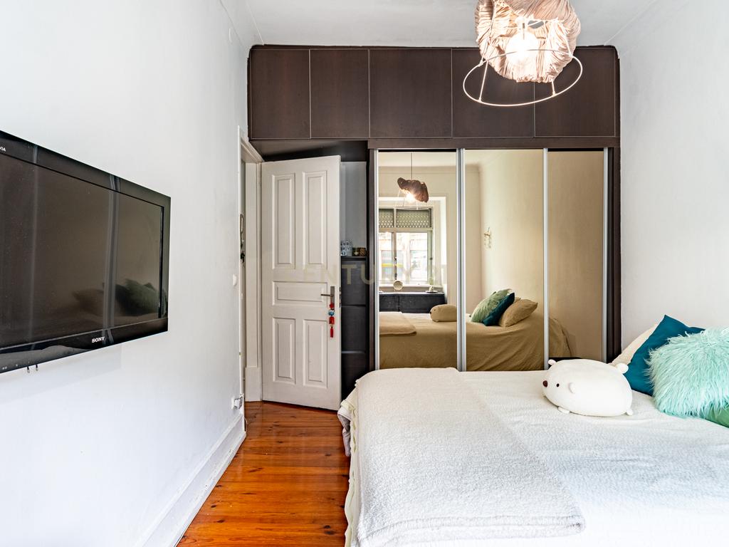 APARTAMENTO T3+1 PENHA DE FRANÇA - Image 13