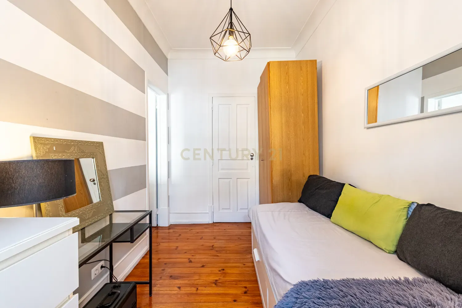 APARTAMENTO T3+1 PENHA DE FRANÇA - Image 8
