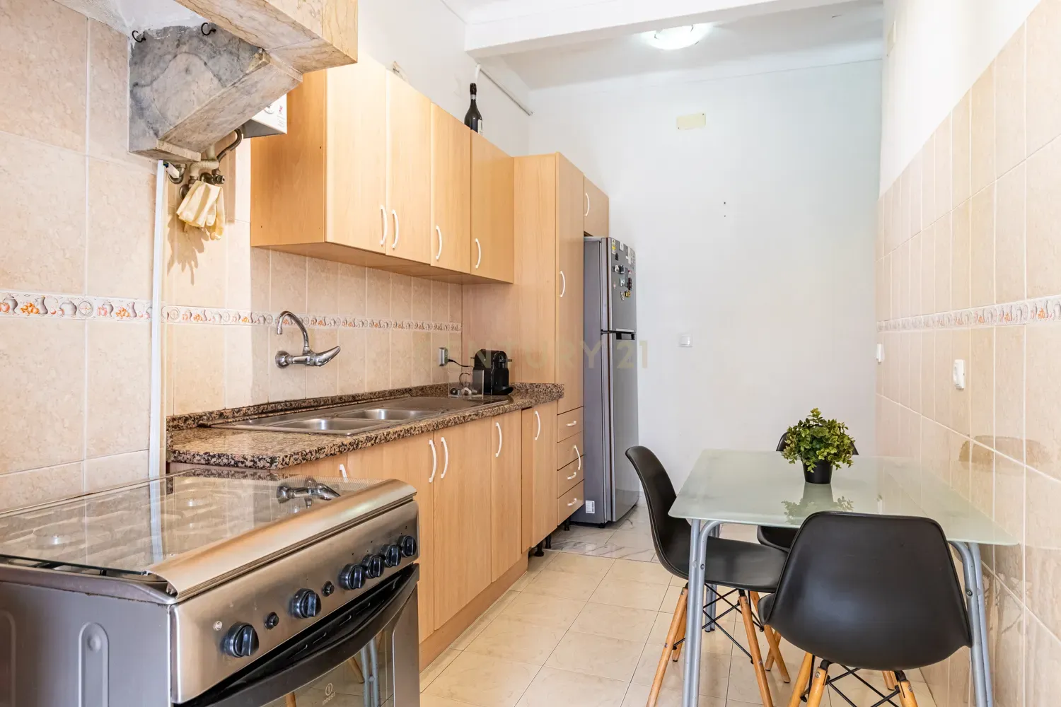 APARTAMENTO T3+1 PENHA DE FRANÇA - Image 17