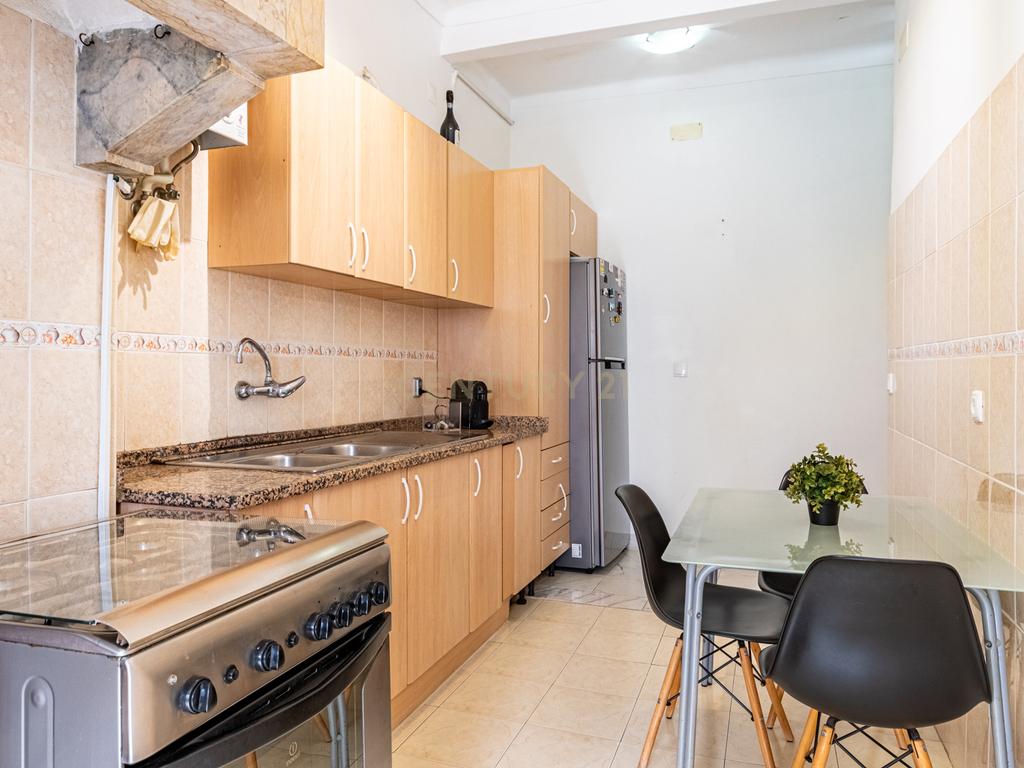 APARTAMENTO T3+1 PENHA DE FRANÇA - Image 17