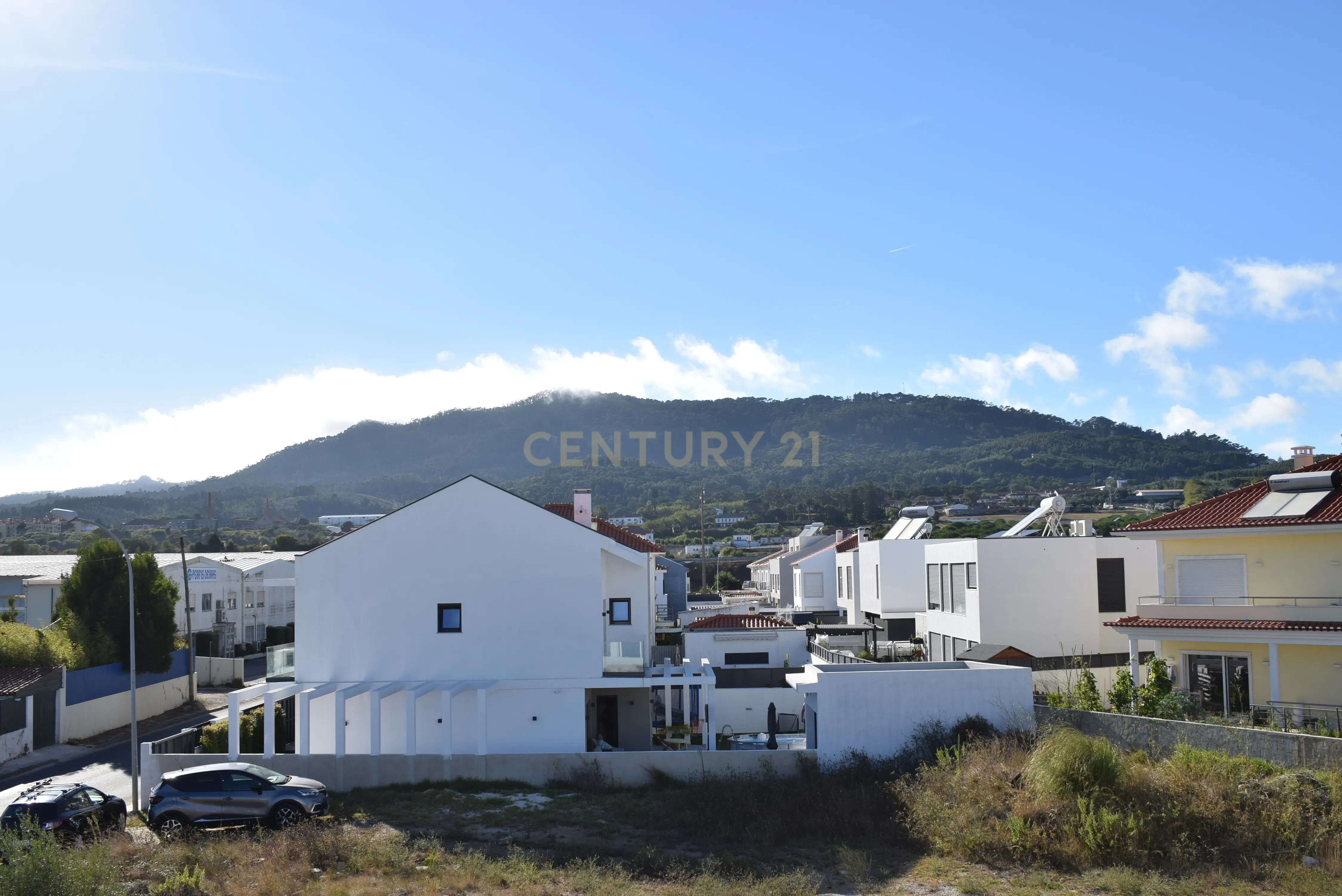 Moradia T4  na  Abrunheira a estrear- Aceita Permuta - Image 39