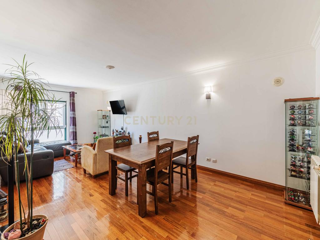 Apartamento T1 em Parede (Cascais)  | Excelente Localização - Image 3
