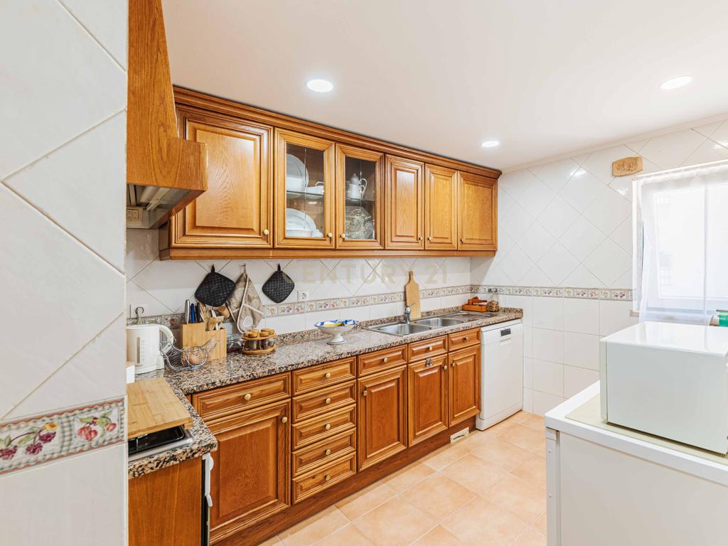 Apartamento T1 em Parede (Cascais)  | Excelente Localização - Image 17