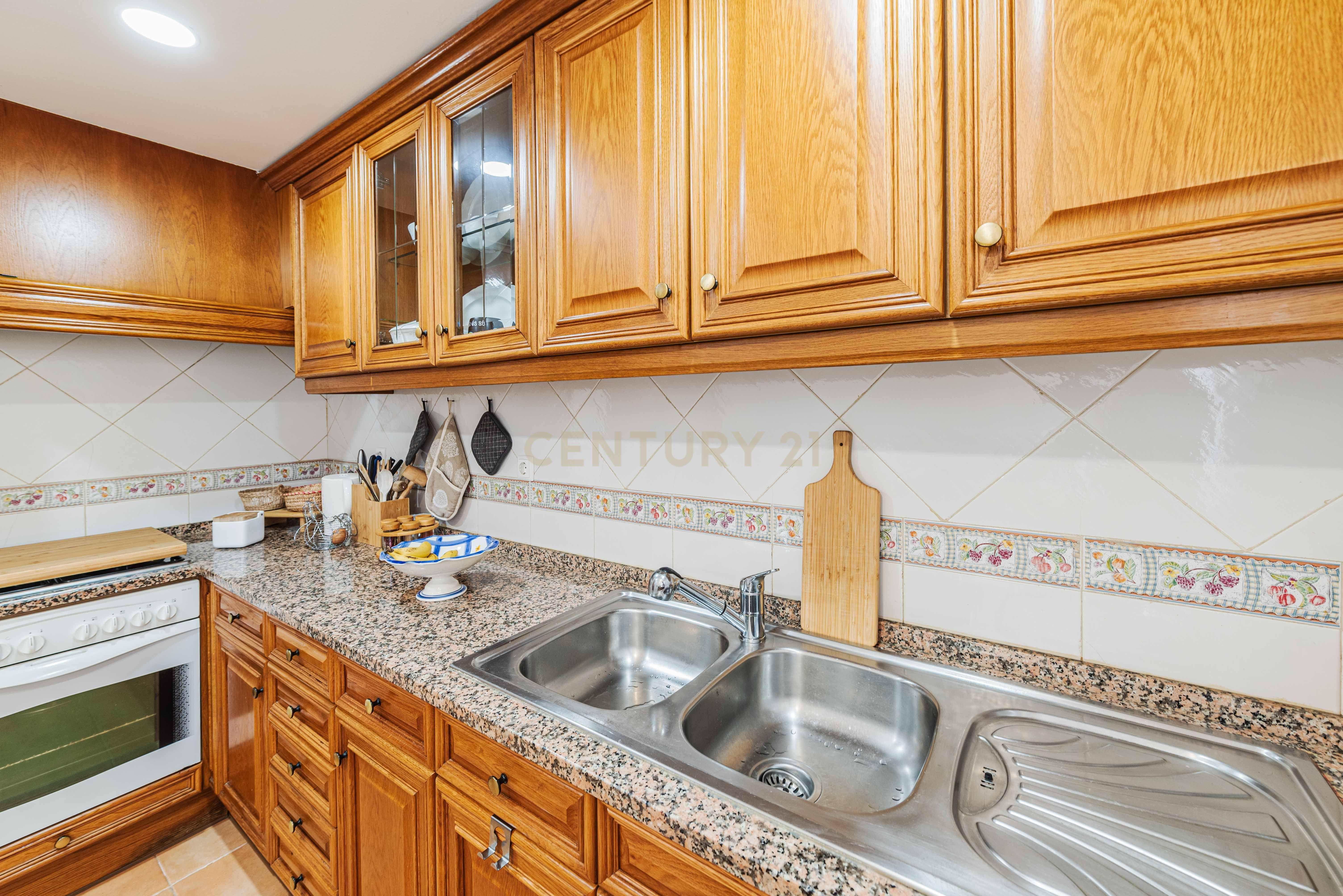 Apartamento T1 em Parede (Cascais) | Excelente Localização - Image 18