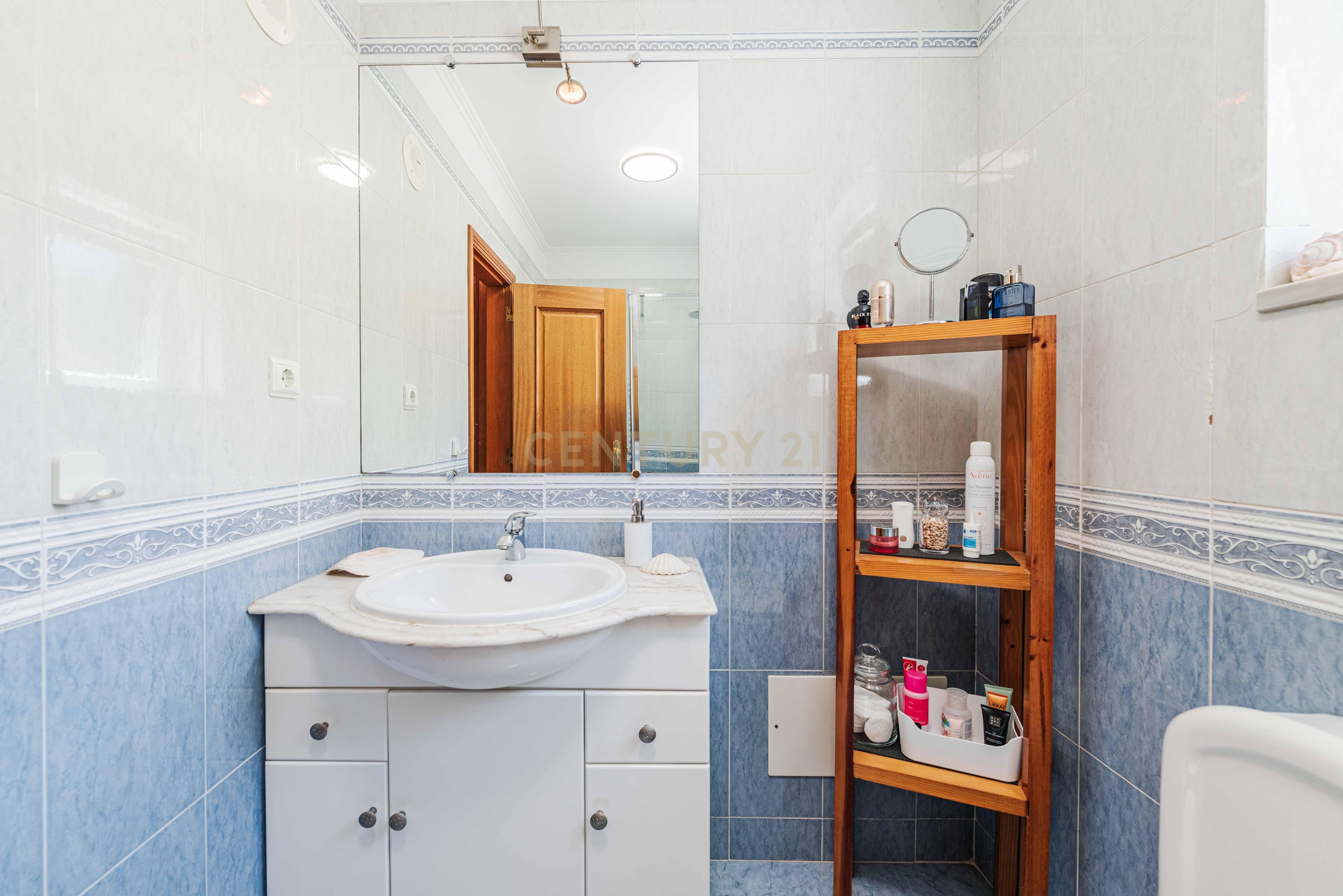 Apartamento T1 em Parede (Cascais) | Excelente Localização - Image 27