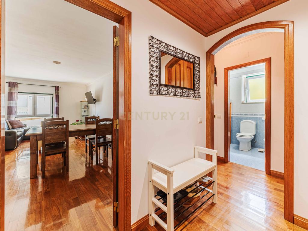 Apartamento T1 em Parede (Cascais)  | Excelente Localização - Image 7