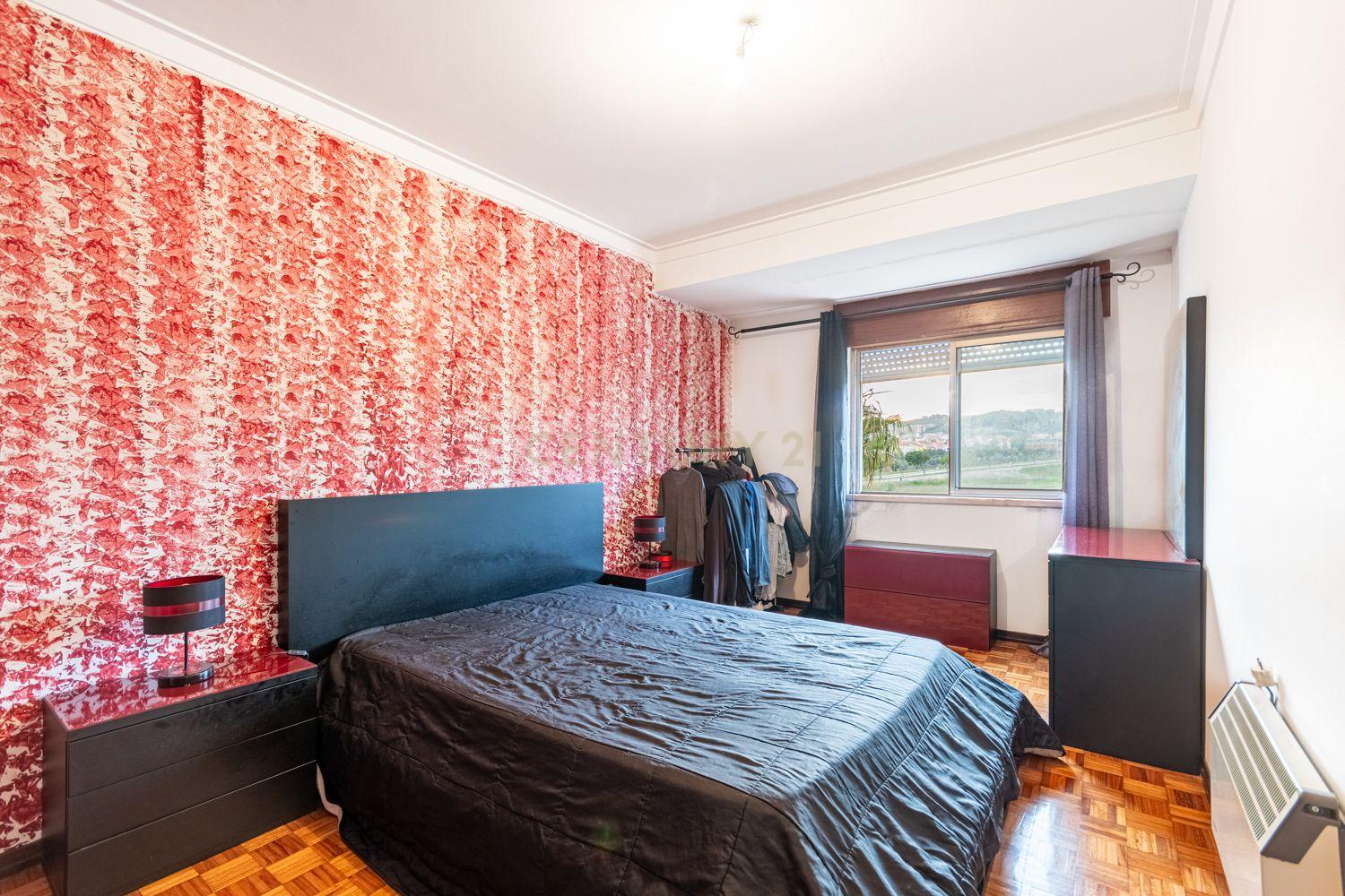 APARTAMENTO T2 FAMÕES - ODIVELAS - Image 15