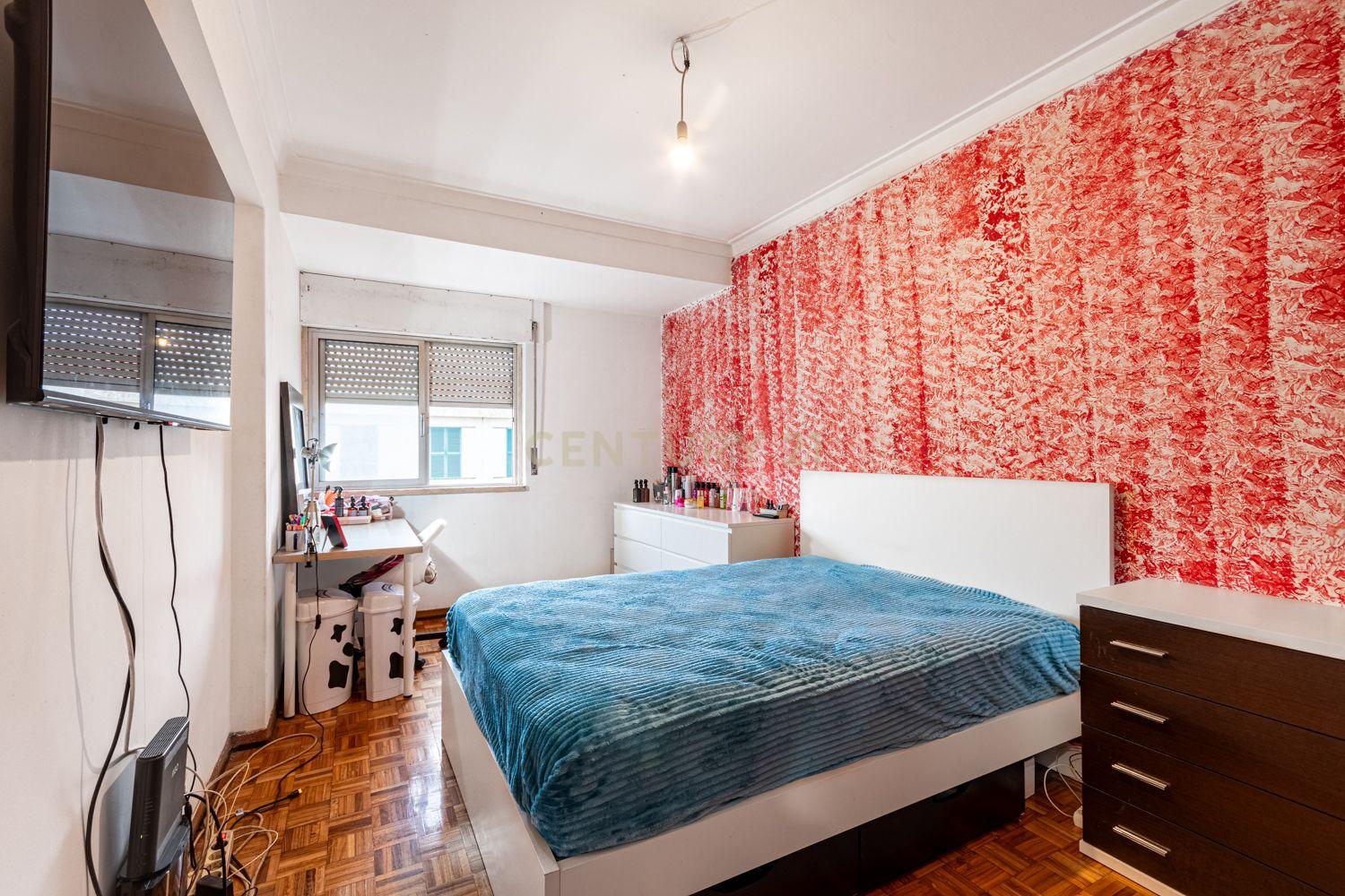 APARTAMENTO T2 FAMÕES - ODIVELAS - Image 12