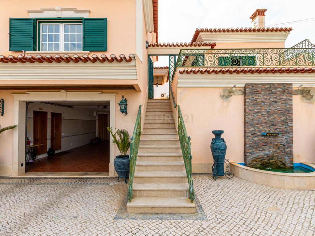 MORADIA EM SANTARÉM - CONFORTO E ELEGÂNCIA - Image 48
