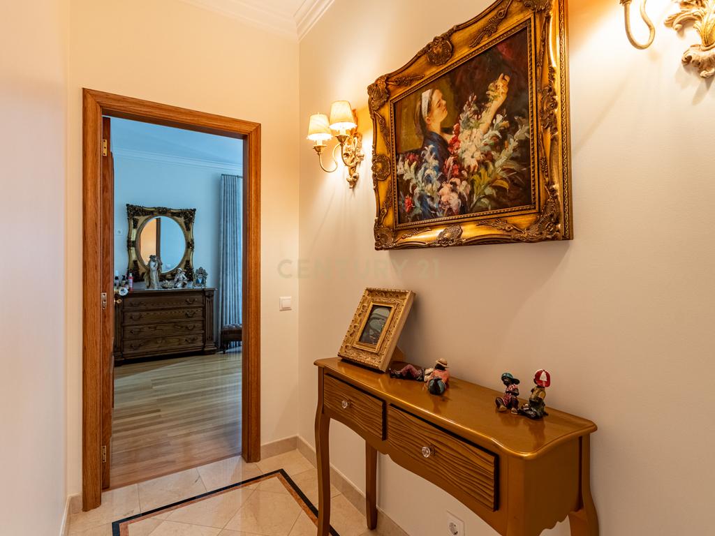 MORADIA EM SANTARÉM - CONFORTO E ELEGÂNCIA - Image 24