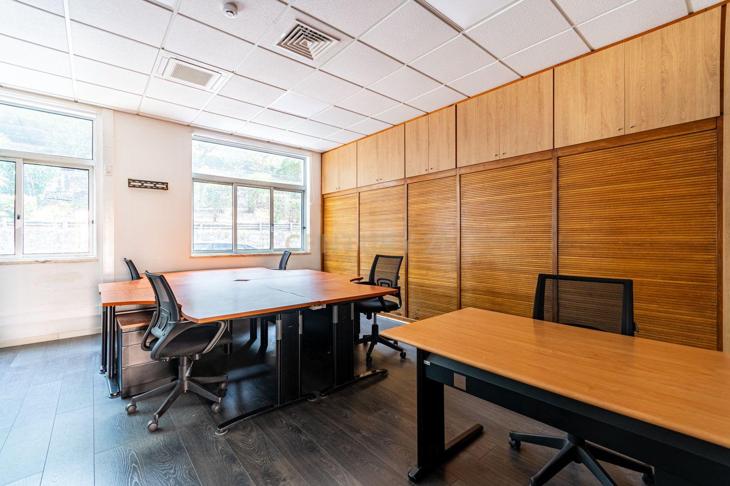ESPAÇO COMERCIAL / ESCRITÓRIO NO LUX PARK BARCARENA - Image 7