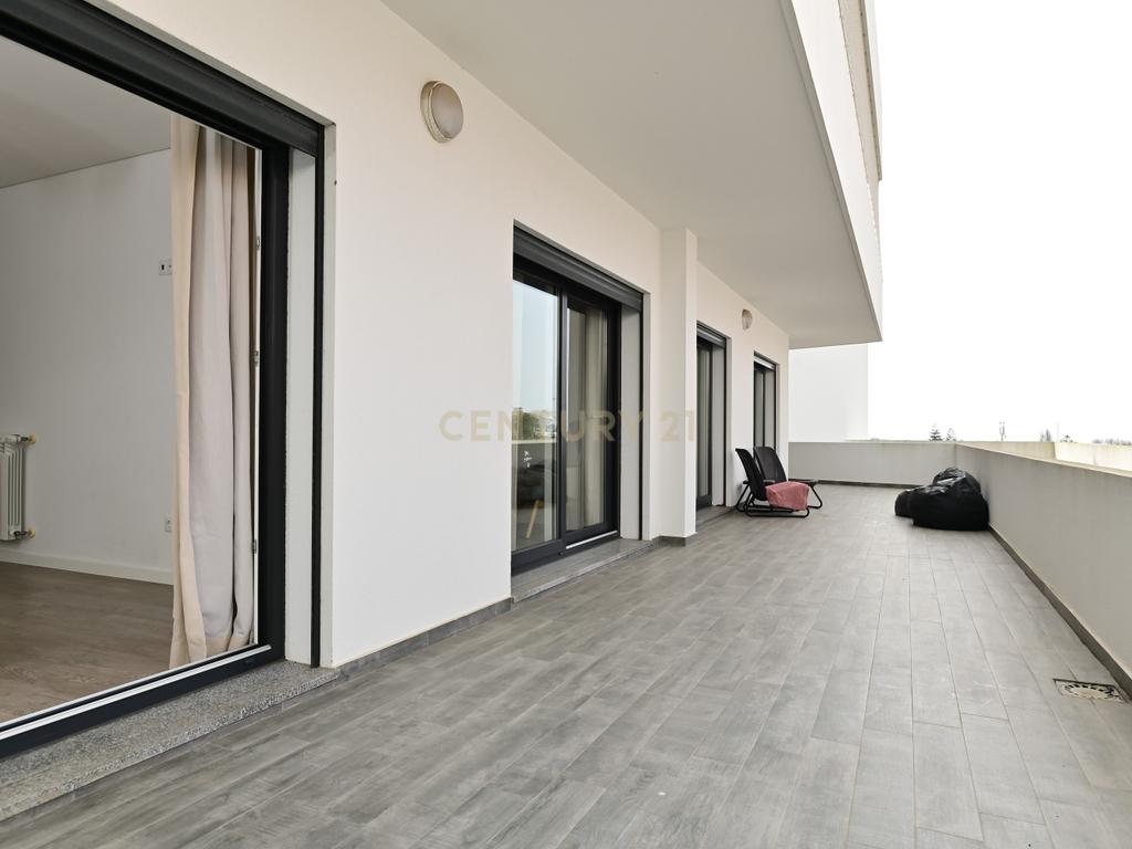 Apartamento T3 em condomínio fechado, Parede, Cascais. Vista Mar no terraço. - Image 21