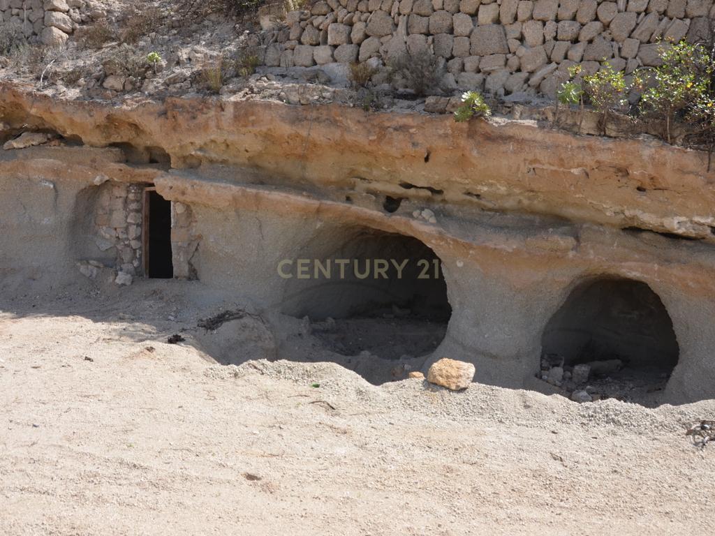 undefined - Image 8