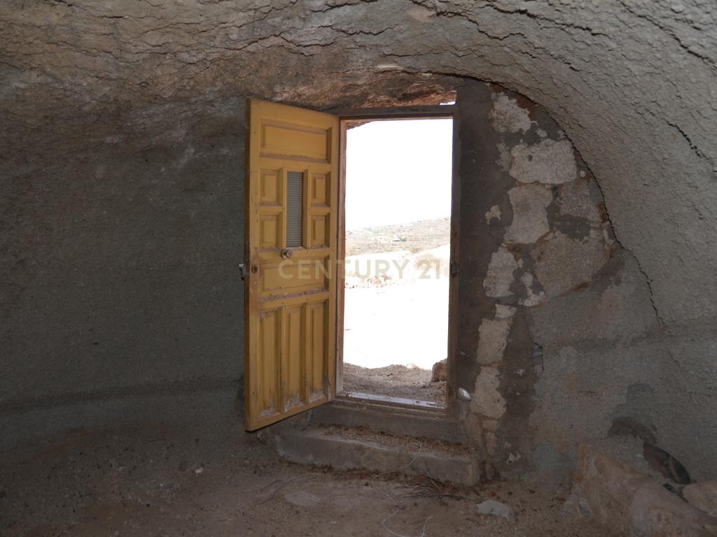 undefined - Image 14