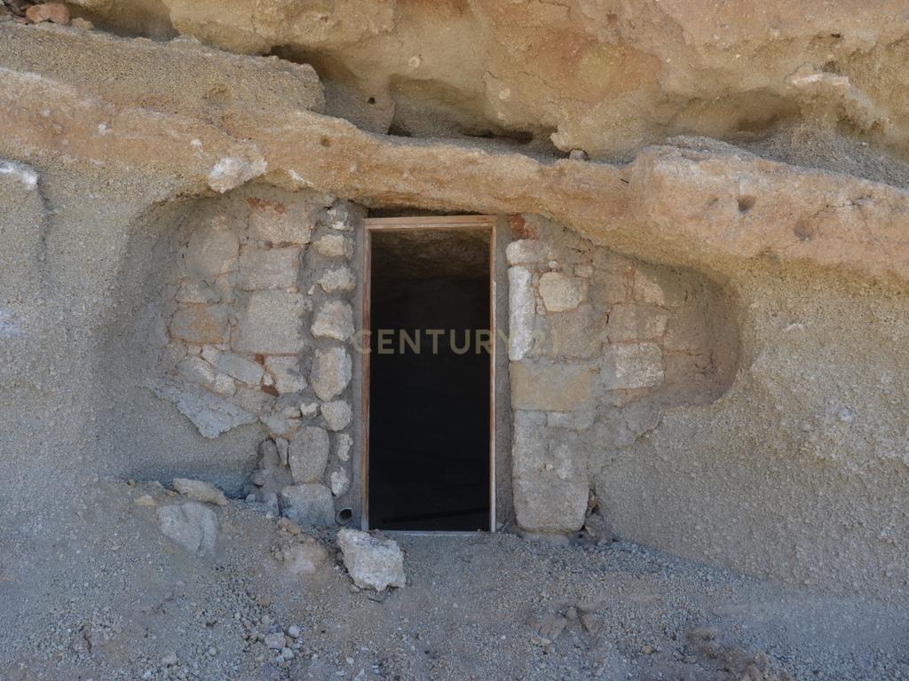 undefined - Image 16