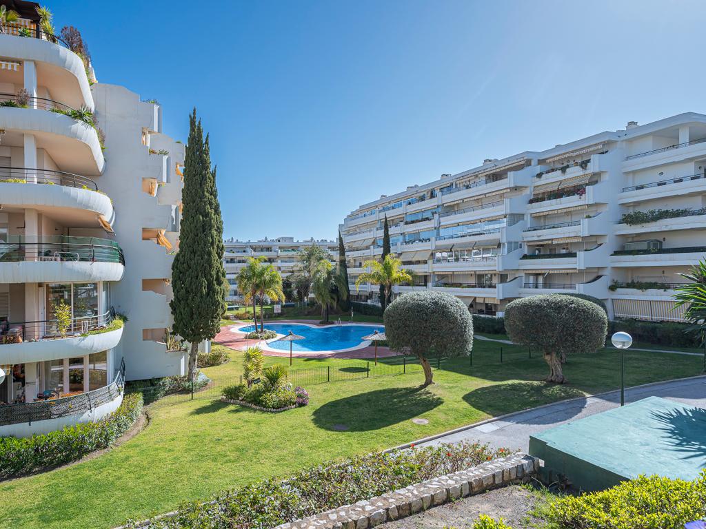 Apartamento exclusivo em Campos de Guadalmina - Image 35